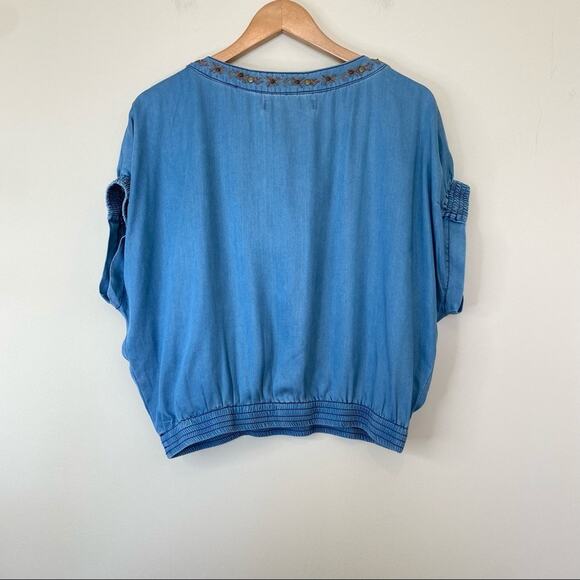 BNCI blue chambray tie front embroidered studded short sleeve boho western top M - Picture 7 of 13